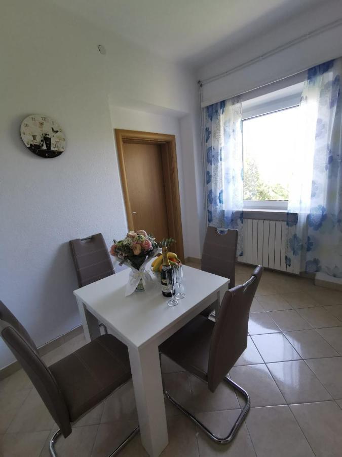 Apartment Cirko Kastela Ngoại thất bức ảnh