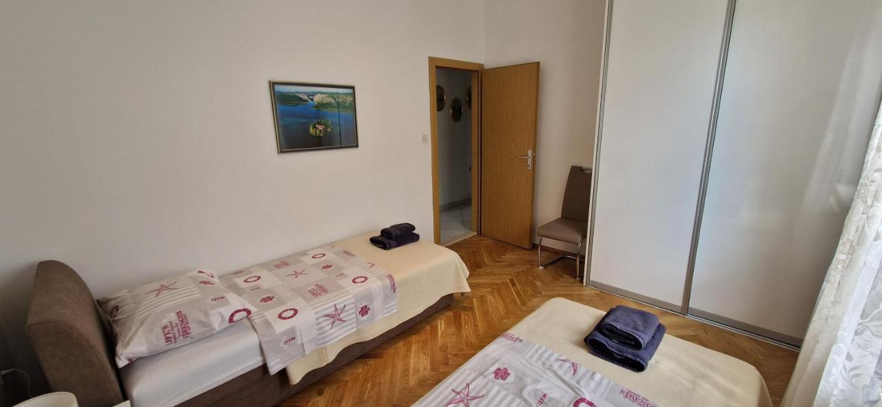 Apartment Cirko Kastela Ngoại thất bức ảnh