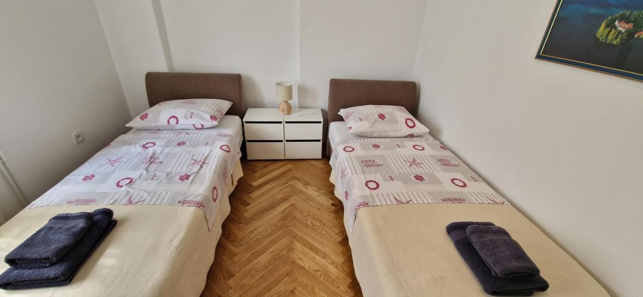 Apartment Cirko Kastela Ngoại thất bức ảnh